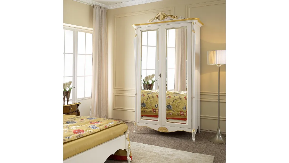 Armadio in legno laccato intarsiato con ante battenti a specchio Passioni 5432 EM23 di Tarocco Vaccari