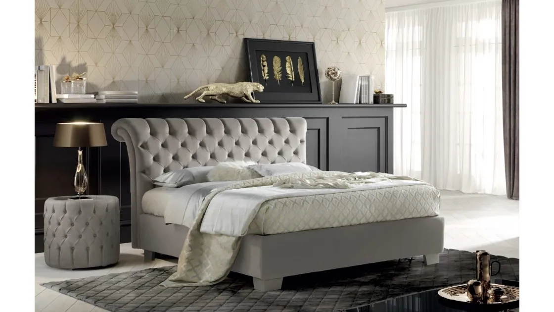 Letto con testiera in tessuto trapuntato Parigi di Stilfar