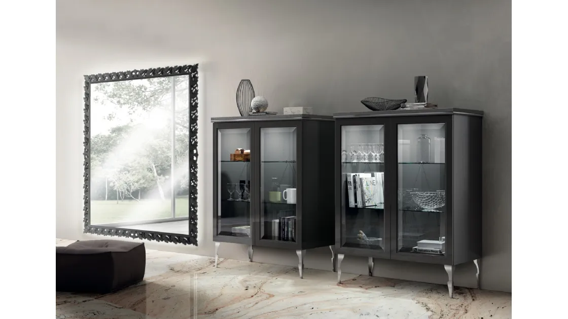 Madia Living Exclusiva 05 in laccato lucido Grigio Ferro con ante in vetro di Scavolini