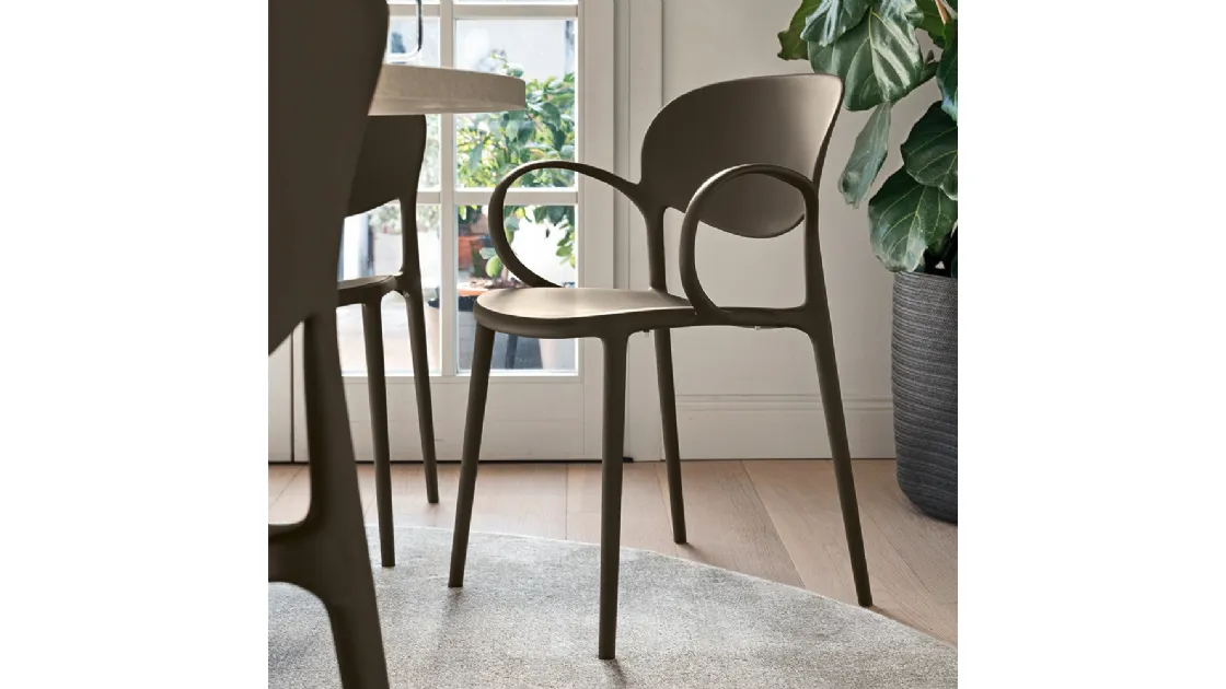 Sedia impilabile in polipropilene Abby di Connubia