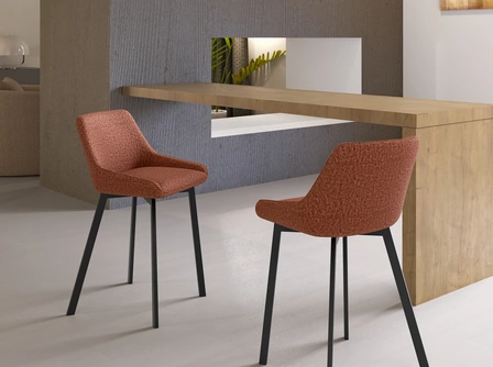 Sgabello Fox in tessuto imbottito di Stones