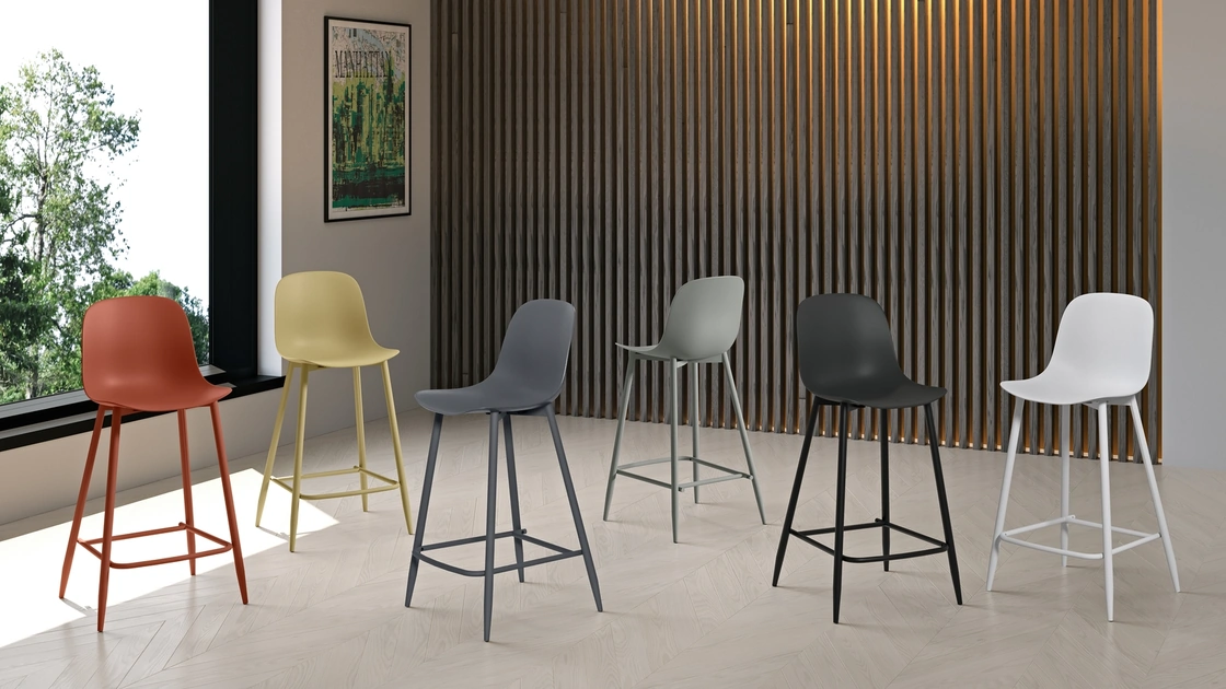 Sgabello in polipropilene Frida di Stones