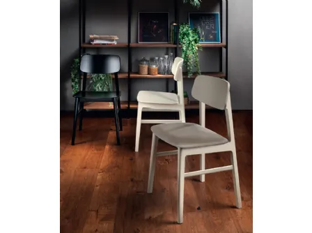 Sedia Nouvelle in massello di faggio di Scavolini