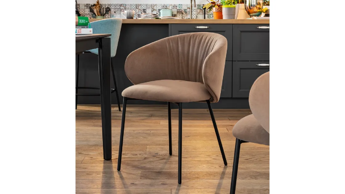 Sedia in tessuto Tuka Soft di Connubia