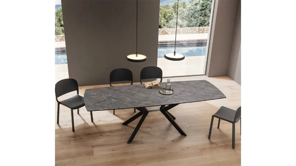 Tavolo allungabile Karim di La Primavera