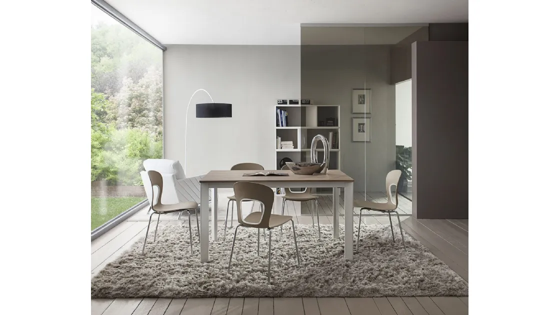 Tavolo Mario di La Primavera