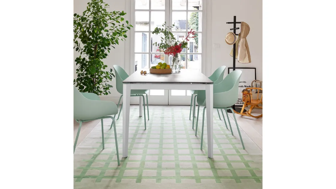 Tavolo allungabile Pentagon Fast di Connubia