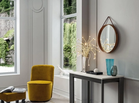 Tavolo consolle allungabile Steave con top in HPL e gambe in alluminio di La Primavera