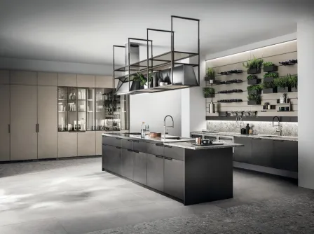 Cucina Moderna Mia 01 in Acciaio Scuro e Biomalta Argilla Dehli di Scavolini
