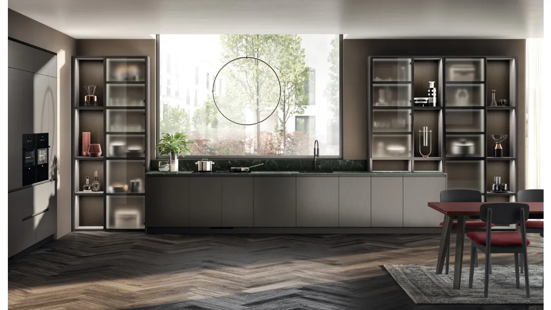 Cucina su misura Motus 03 in laccato effetto metallo Acciaio Scuro di Scavolini